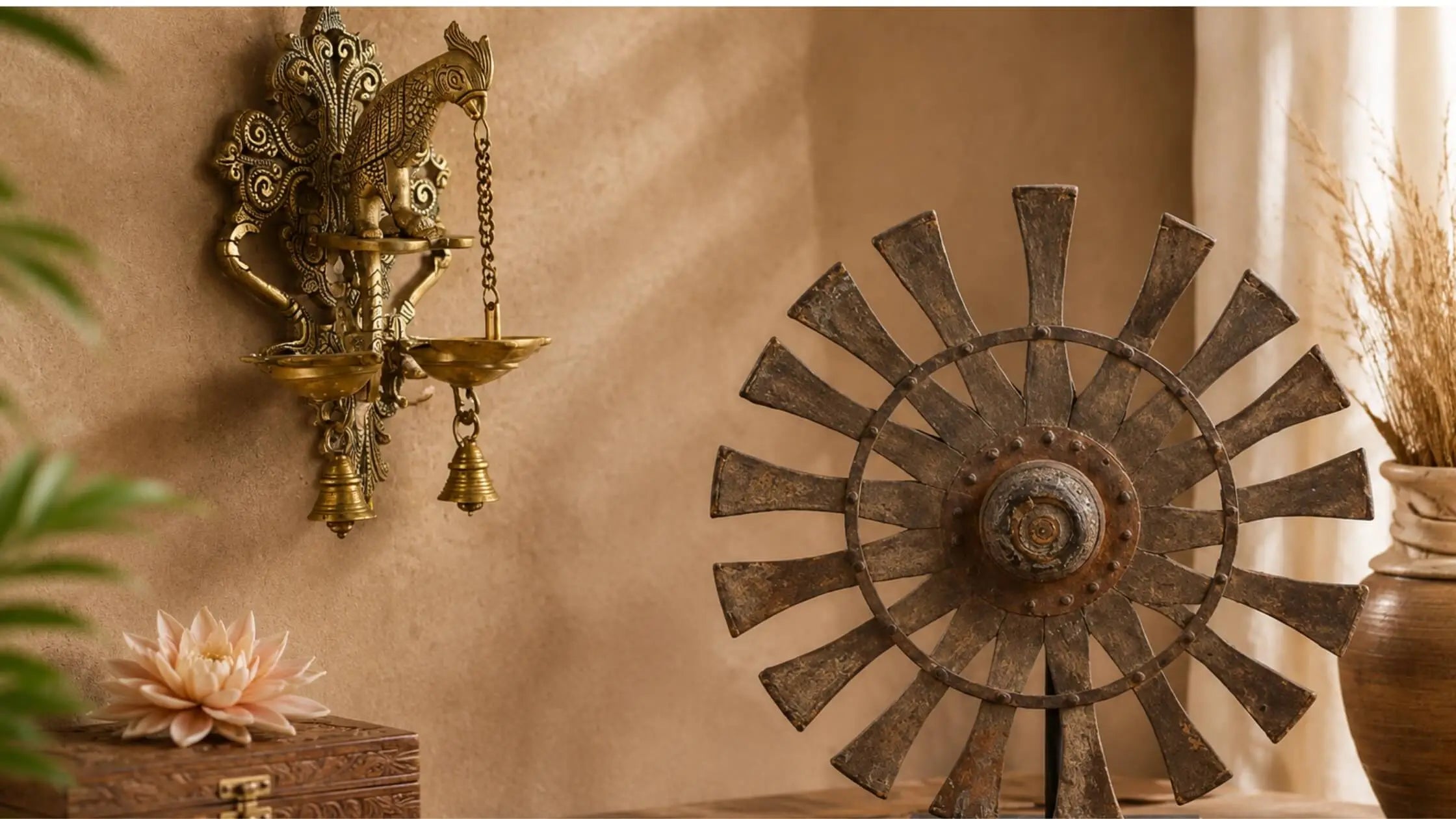 Antique vs Vintage Home Decor