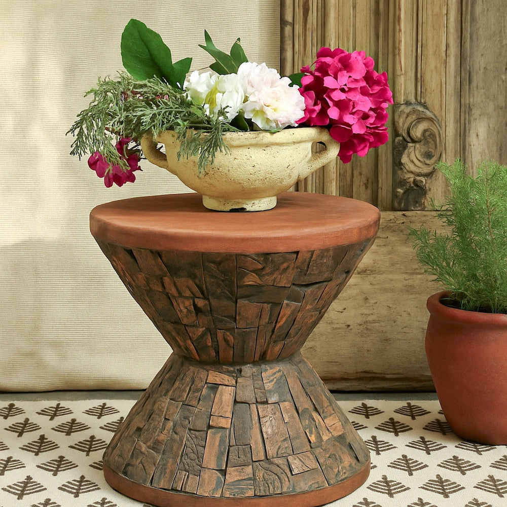 Empty Corner Decor Ideas That Avoid Clutter
