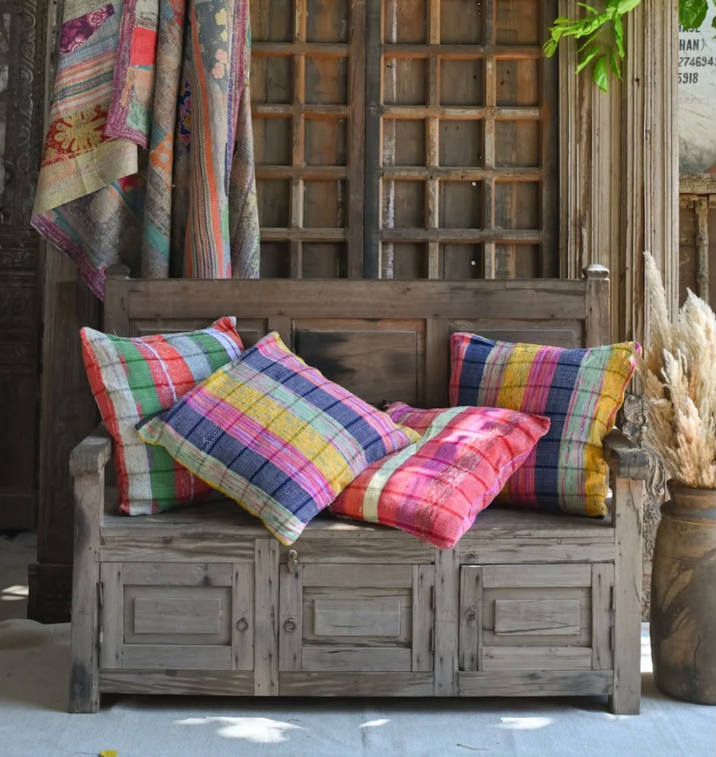 10 Embroidered Cushion Cover Design Ideas