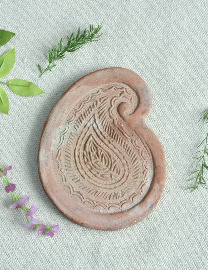 Ekaurr Block-Printed Terracotta Risers