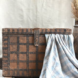 Ekaurr The Ancestral Guardian Trunk – Large Vintage Iron and Wood Riveted Heritage Trunk Home Décor