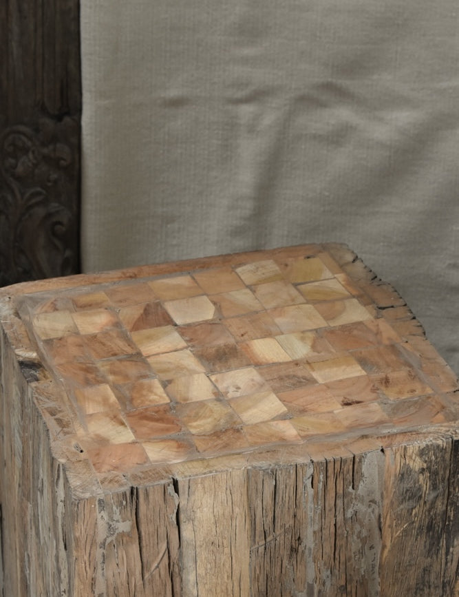 Single Ekaurr Earthform reclaimed wood pedestal showing natural grain, knots and organic texture, versatile accent table or display stand