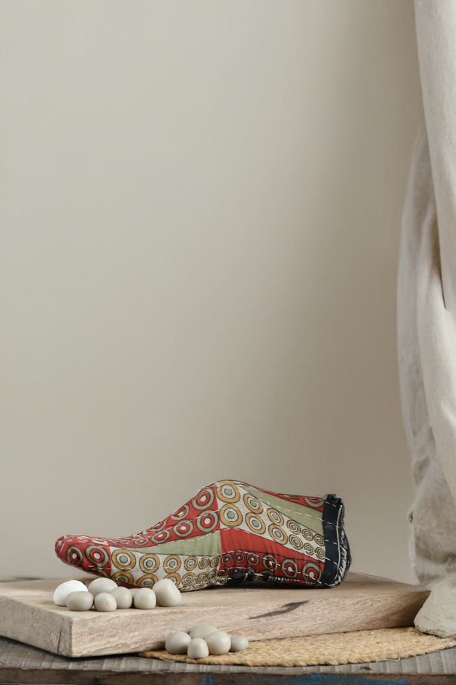 Ekaurr Kantha Craft Shoe Mold Decor vintage cobbler's wooden mold wrapped in hand-stitched upcycled Kantha fabric with vibrant colours and traditional patterns