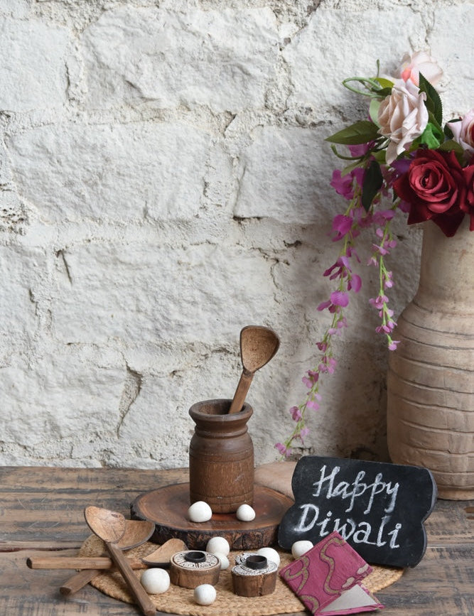 Ekaurr Light Nature Form Gift Set curated artisan gift set celebrating the interplay of candlelight natural materials and organic form with handcrafted home decor pieces and complimentary greeting card, thoughtful sustainable gifting for nature-inspired home styling