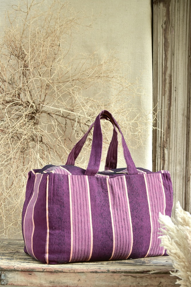 Ekaurr Magenta Maroon Fabric Picnic Bag handcrafted quilted cotton picnic tote in bold magenta and maroon with a spacious structured form, artisan Indian textile bag for picnics outings and vibrant everyday use