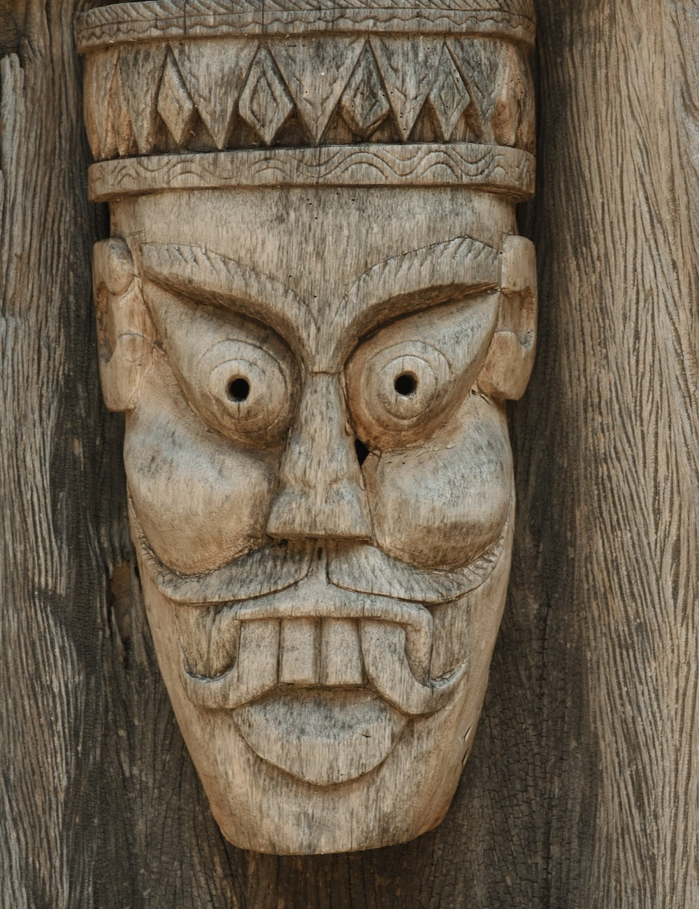 Ekaurr One of a Kind Vintage King Mask hand-carved aged wood mask with regal king-form crown and ceremonial detailing, unique artisan one-of-a-kind wall decor for collectors and heritage-inspired home interiors
