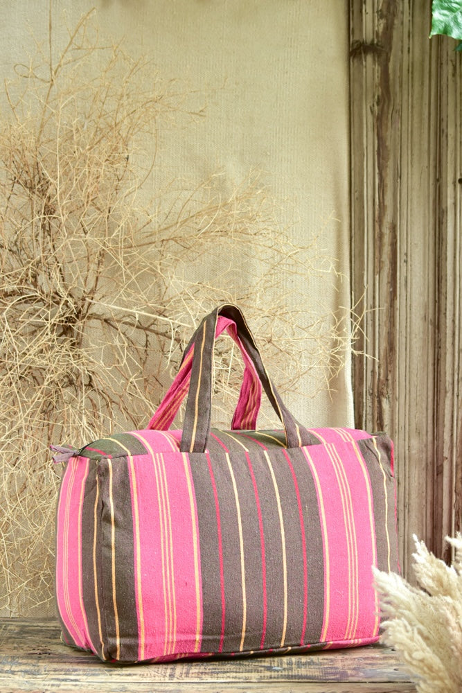 Ekaurr Pink Green Fabric Picnic Bag handcrafted quilted cotton picnic tote in fresh pink and botanical green with a spacious structured form, artisan Indian textile bag for picnics outings and nature-inspired everyday use