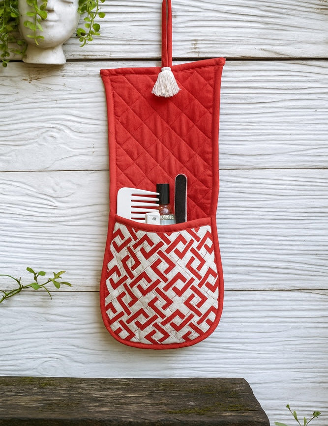 Ekaurr Quilted Hanging Organiser – vibrant hand-printed fabric pocket organiser for entryways, bathrooms, or desks