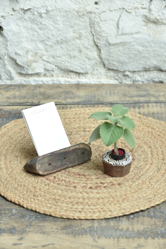 Ekaurr Rustic Miniature Gift Set curated artisan gift set including a reclaimed wood card holder and a vintage print block repurposed as a succulent or tealight holder with complimentary greeting card, thoughtful sustainable gifting for desks and home decor