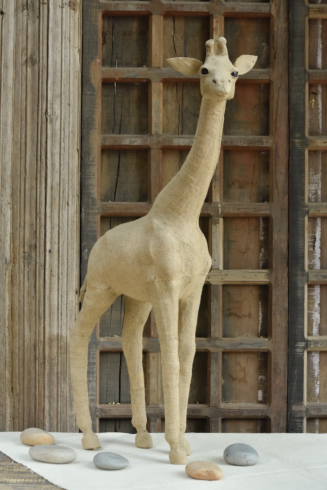Ekaurr Savannah Giraffe handcrafted jute sculpture of a tall standing giraffe with natural earthy fibre texture, wildlife figurine for home decor consoles and nature-inspired interiors