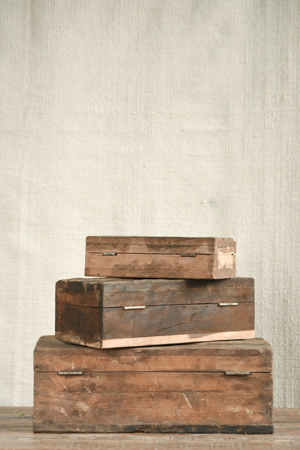 Ekaurr Set of 3 Nesting Wooden Boxes handcrafted from reclaimed wood with fitted lids, artisan storage and gifting boxes that nest compactly in three sizes