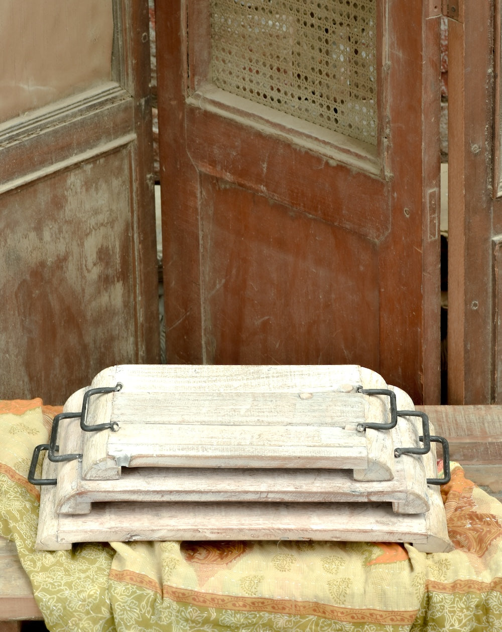 Ekaurr Set of 3 Whitewashed Trays handcrafted wooden trays in three graduating sizes with soft whitewashed finish, rustic artisan serving or display tray set for home styling and gifting