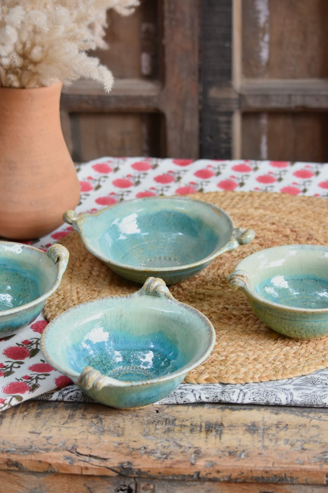 Ekaurr Set of 5 Bowls handmade ceramic set of 4 multi-purpose bowls and 1 large serving bowl in coordinated organic glaze, artisan kitchen essentials for complete table service and everyday dining