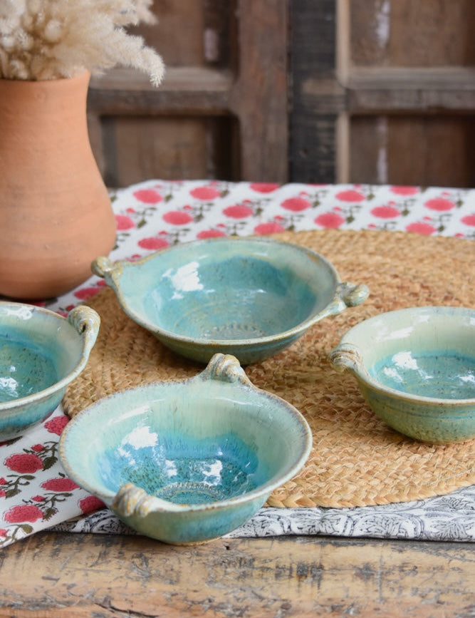 Ekaurr Set of 5 Bowls handmade ceramic set of 4 multi-purpose bowls and 1 large serving bowl in coordinated organic glaze, artisan kitchen essentials for complete table service and everyday dining
