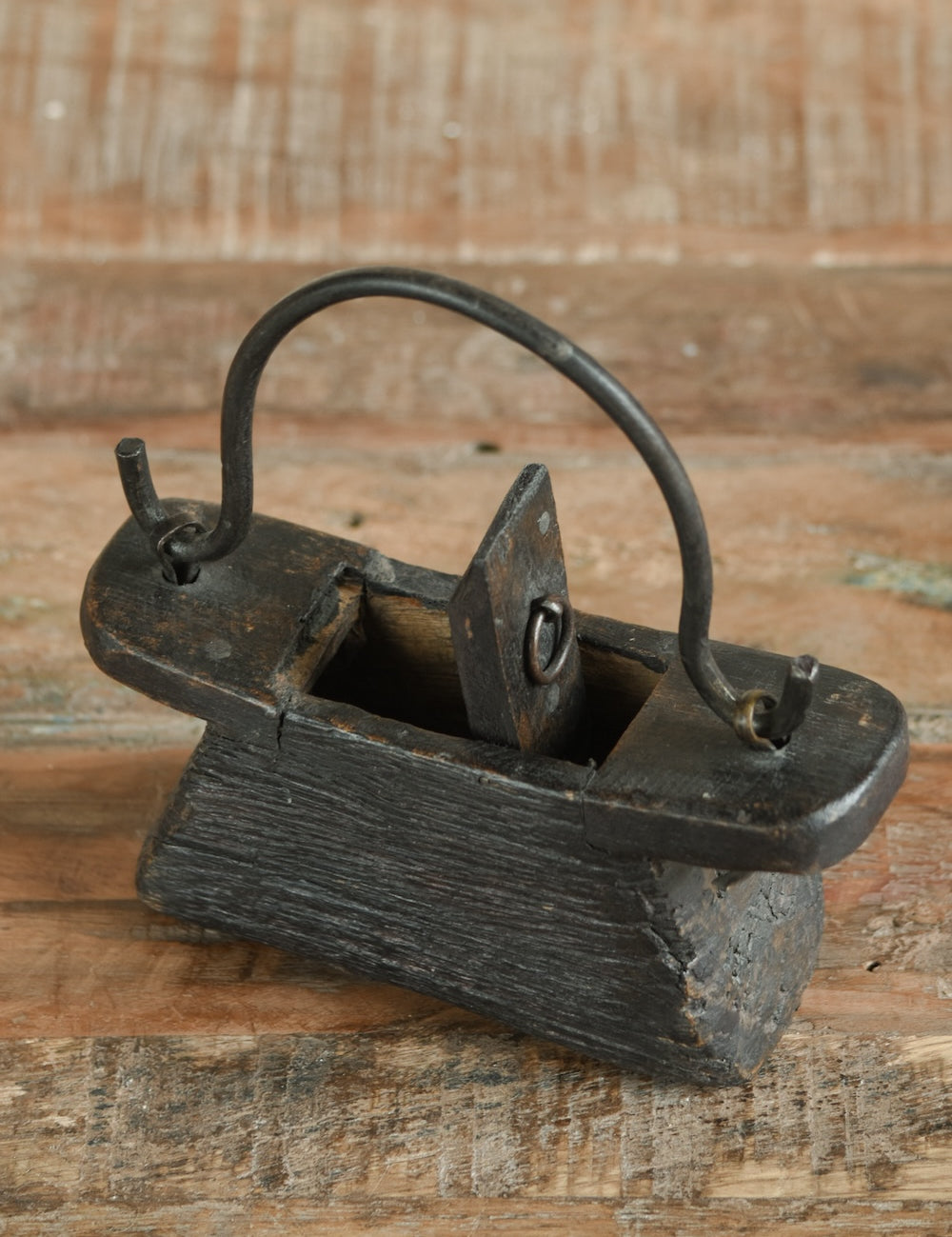 Ekaurr Teliya in Black Finish vintage Indian oil lamp carrier repurposed as a sculptural home decor accent in matte black finish, heritage found object for shelves and modern eclectic interiors
