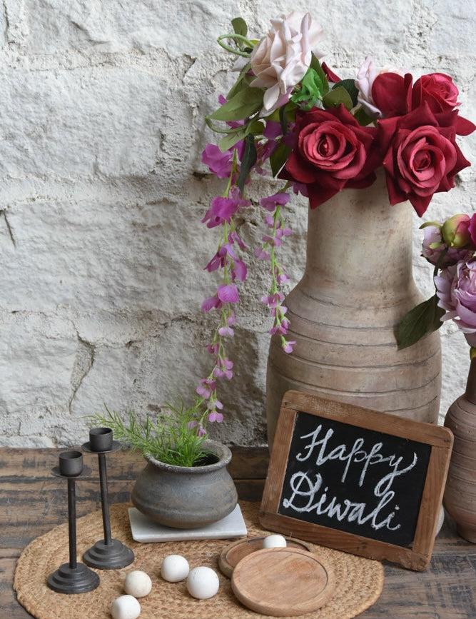 Ekaurr Terracotta Iron Harmony Gift Set curated artisan gift set pairing handmade terracotta pieces with matte iron candle holders or accents and complimentary greeting card, grounding sustainable gifting celebrating the harmony of clay and iron craft