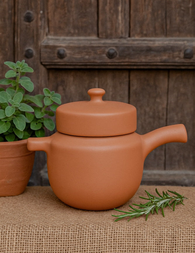 Ekaurr Terracotta Teapot with Lid handmade natural clay teapot with fitted lid spout and handle crafted by rural Indian artisans, earthy artisan kitchen essential for daily tea rituals and conscious home brewing