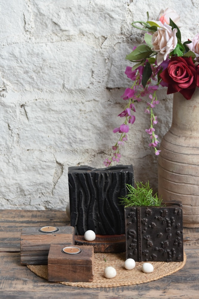 Ekaurr The Nurture Glow Gift Set curated artisan gift set pairing handcrafted tea lights or candle holders with a nurturing home accent piece and complimentary greeting card, warm sustainable gifting for new mothers caregivers and meaningful occasions