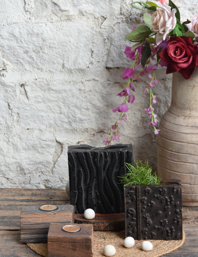 Ekaurr The Nurture Glow Gift Set curated artisan gift set pairing handcrafted tea lights or candle holders with a nurturing home accent piece and complimentary greeting card, warm sustainable gifting for new mothers caregivers and meaningful occasions