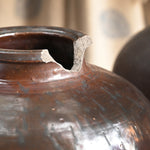 Ekaurr Vintage Enamel Pot – Detail Shot of Surface Cracks and Vintage Character, One-of-a-Kind Décor