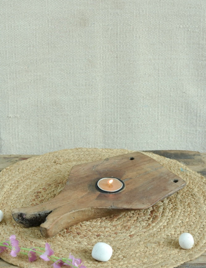 Ekaurr Vintage Shoe Mold Tea Light Holder upcycled cobbler shoe last repurposed as a charming tea light candle holder, rustic found object artisan decor for shelves and eclectic home spaces