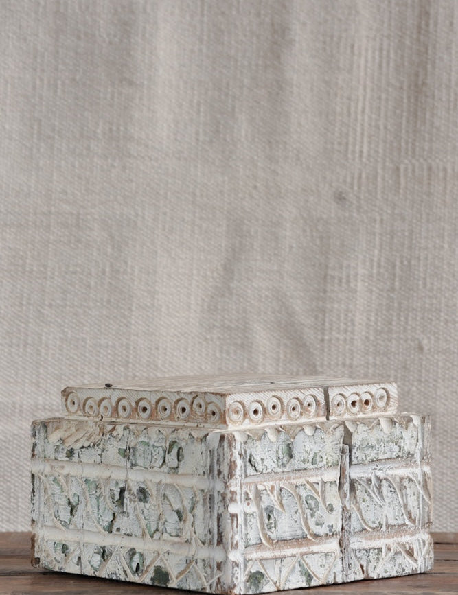 Ekaurr Whitewashed Reclaimed Wood Riser hand-finished vintage wood block pedestal in soft whitewash finish, versatile rustic display riser for sculptures candles or table styling