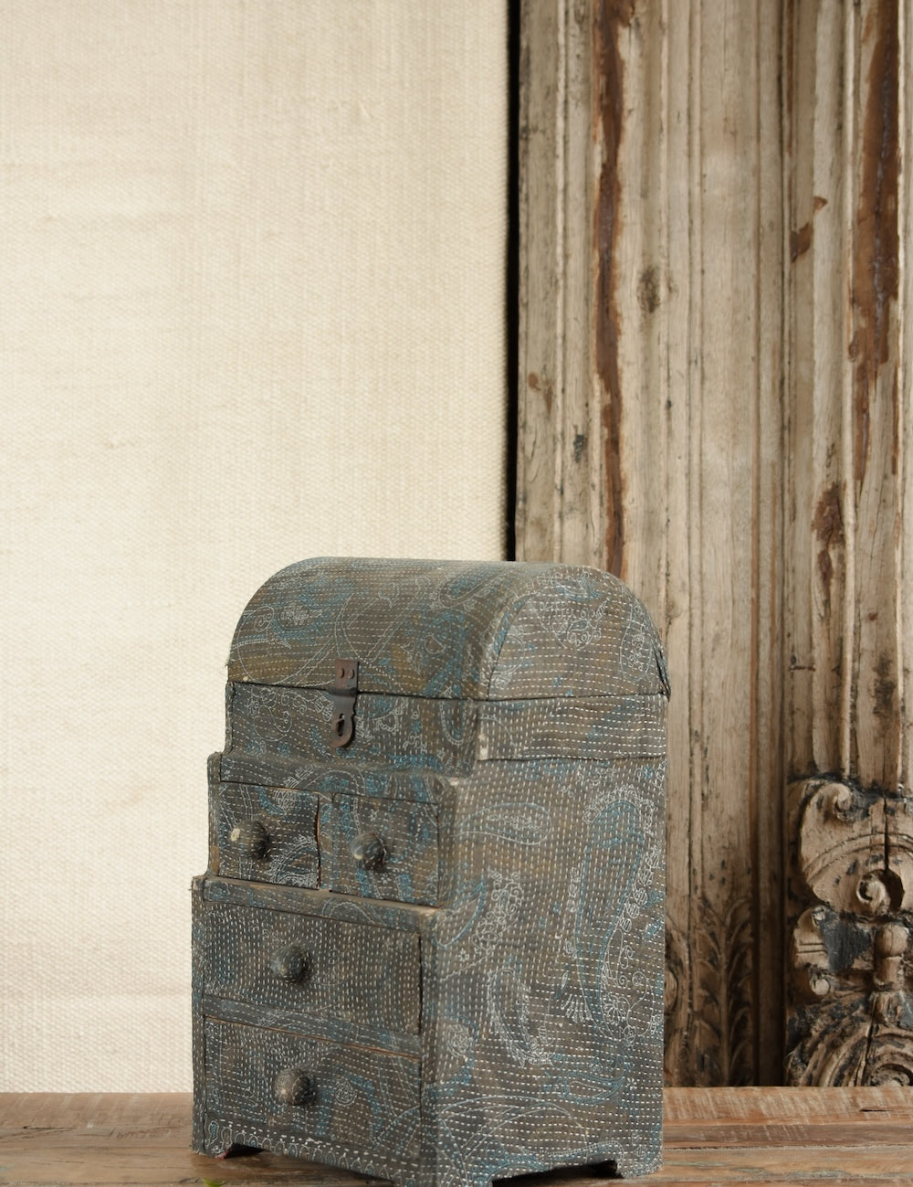 Fine Kantha Cladded Chest handcrafted wooden storage chest fully covered in intricate kantha textile patchwork, artisan fabric-wrapped keepsake box for jewellery linens and home gifting