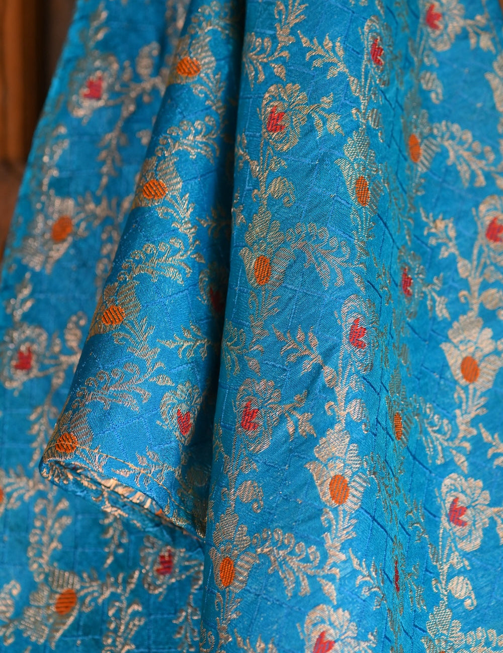 Ekaurr Skyshine Scarf handcrafted lightweight fabric scarf in sky-toned shimmering or printed textile, artisan Indian textile accessory for everyday styling and gifting
